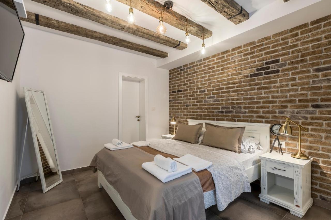 Studio Apartments Insula Split Eksteriør bilde
