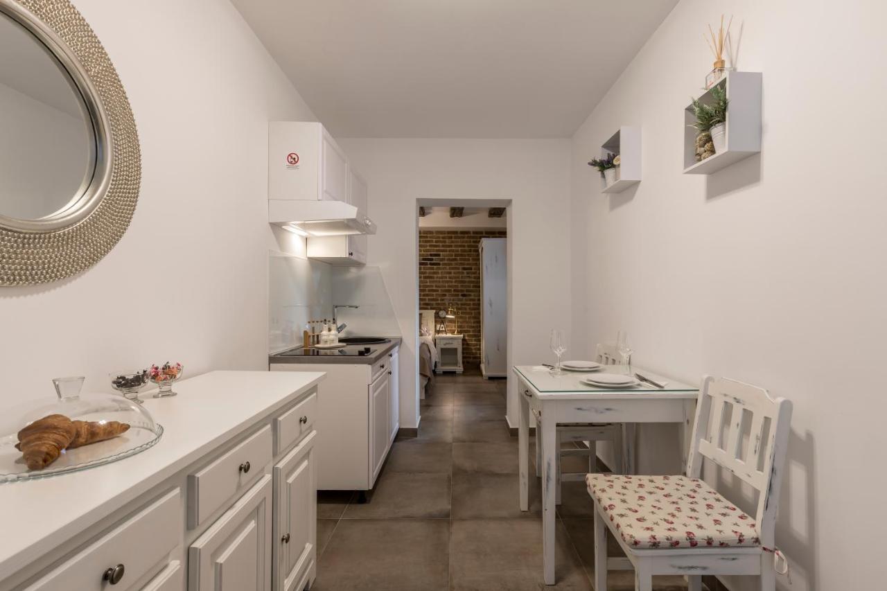 Studio Apartments Insula Split Eksteriør bilde