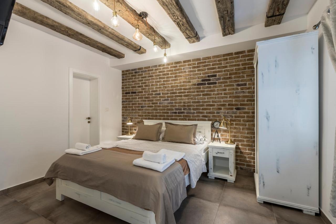 Studio Apartments Insula Split Eksteriør bilde