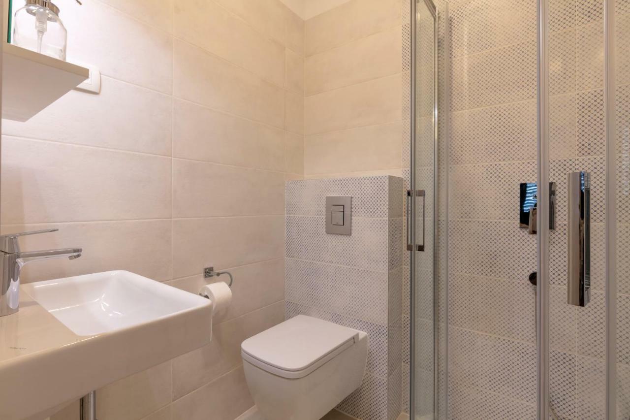 Studio Apartments Insula Split Eksteriør bilde